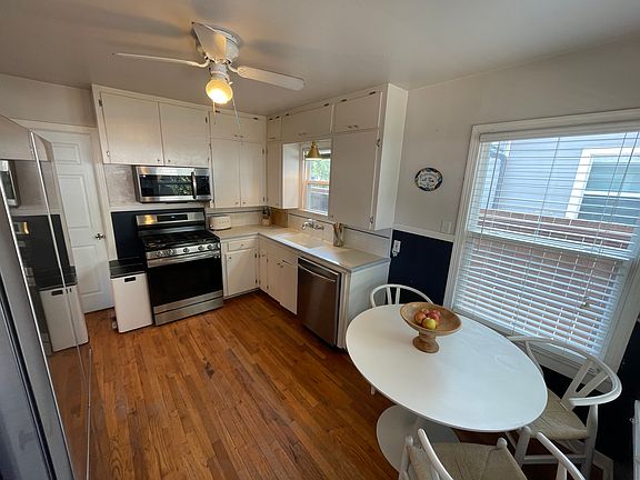 5th image of 231 Irvington Dr