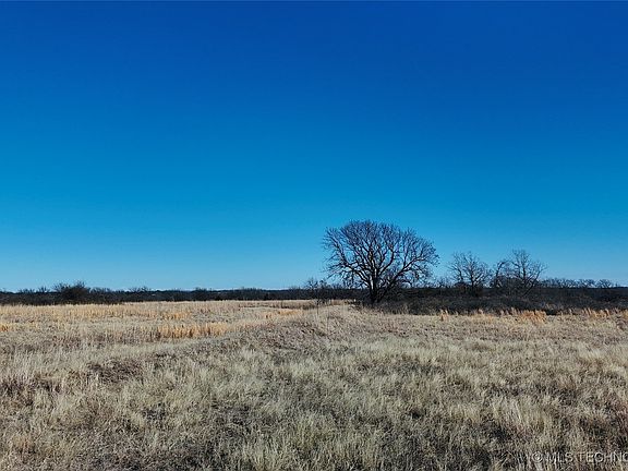 5th image of 2 Holiday Rd