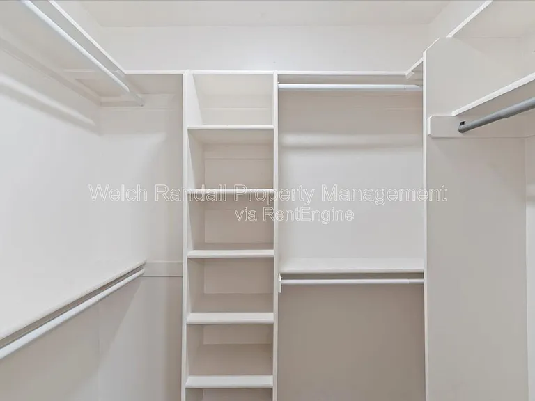 1173 W Shady Brook Ln #11 — Photo 11