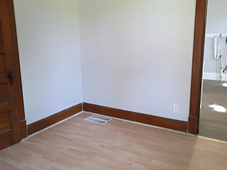 2709 W Hayes St — Photo 4
