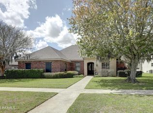 120 Keeneland Ln, Lafayette, LA 70503