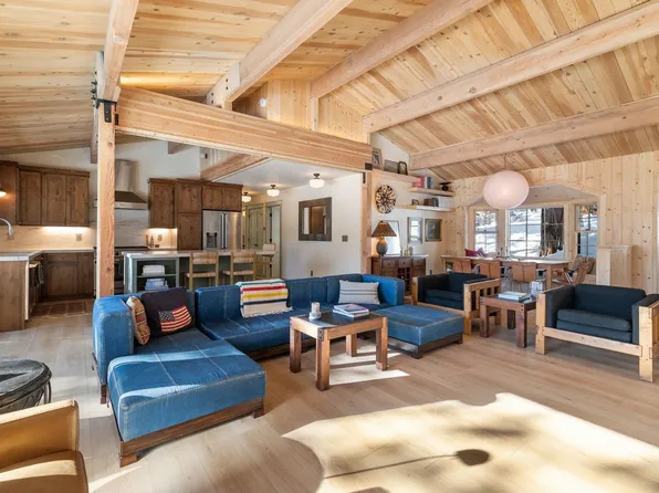 3100 Martin Dr, Tahoe City, CA 96145