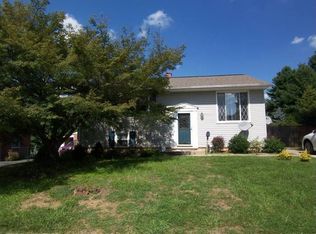 15 Greenview Ave, Reisterstown, MD 21136