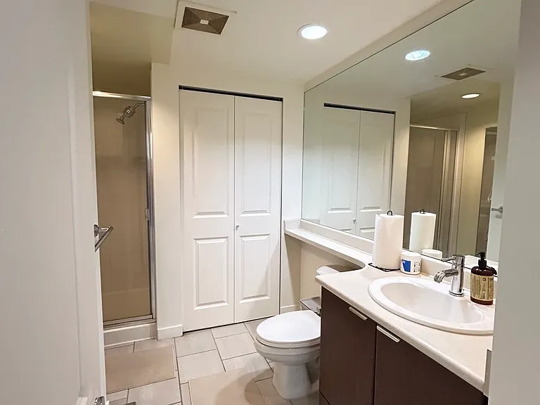 1001 Richards St — Photo 13