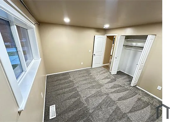 259 W Pioneer Cir — Photo 5