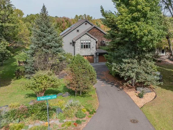 1651 Blackhawk Cv, Eagan, MN 55122