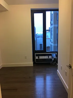 Rented by Newkey Realty LLC | media 10