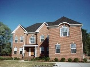 7205 Ordway Rd, Centreville, VA 20121