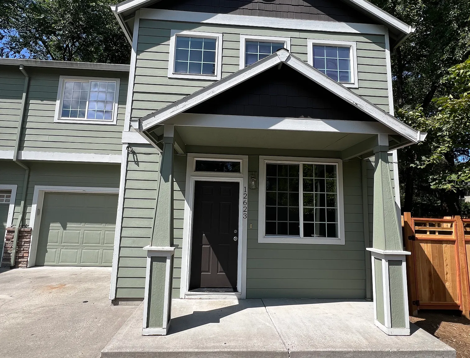 3 bed, 2.5 bath, 1308 sqft, $2,460 — Photo 1