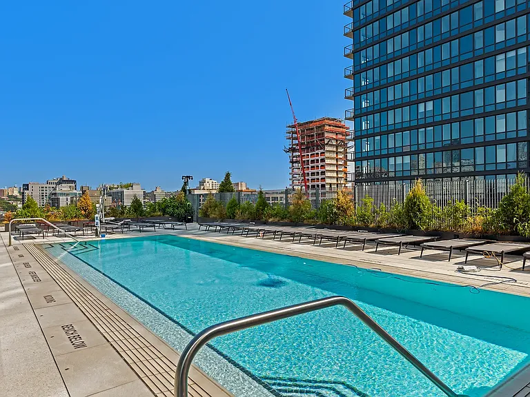500 Degraw St #417 — Photo 20