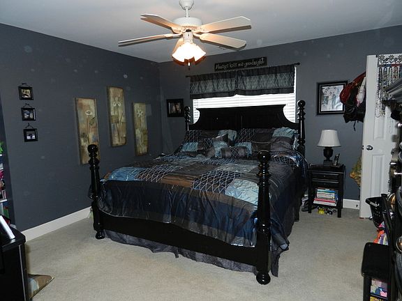 4th image of 205 Sunset Lake Dr