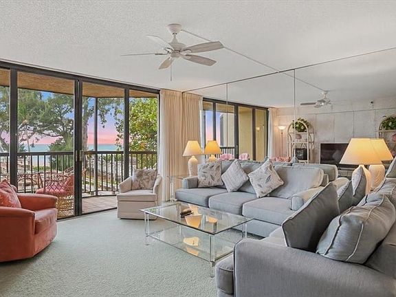 5th image of 5611 Gulf Of Mexico Dr #3