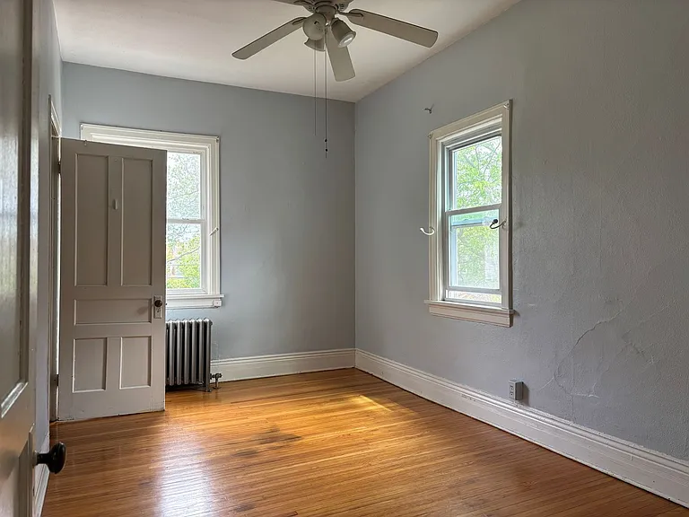 379 Bryant St — Photo 10