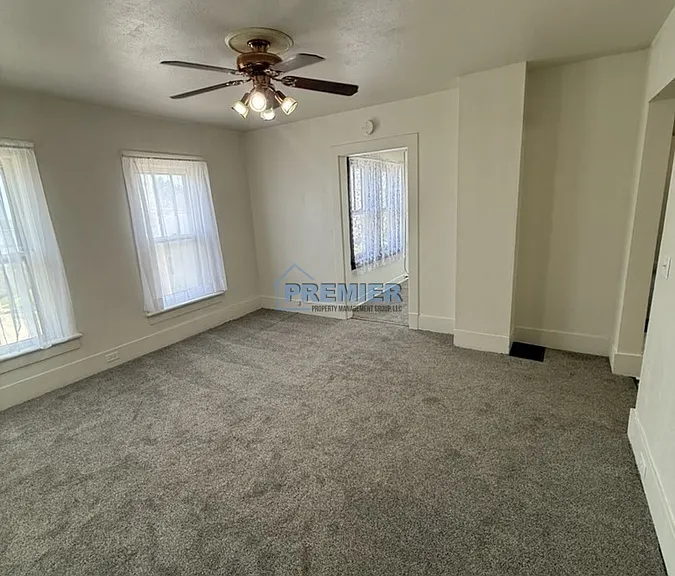 807 Wilson Ave #2 — Photo 4