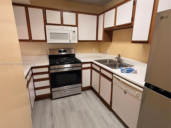3rd image of 15315 SW 106th Ter APT 432