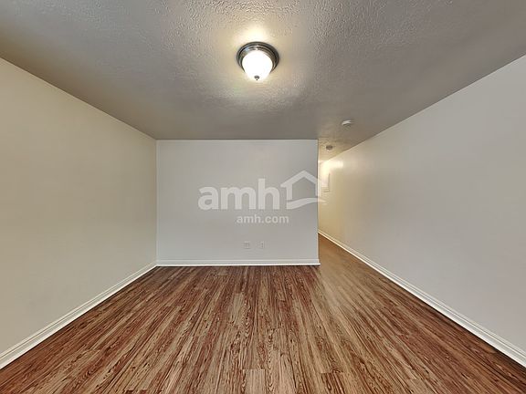 4th image of 2417 N Nectar Way