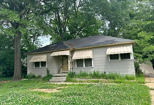 368 Broadview St Photo 1