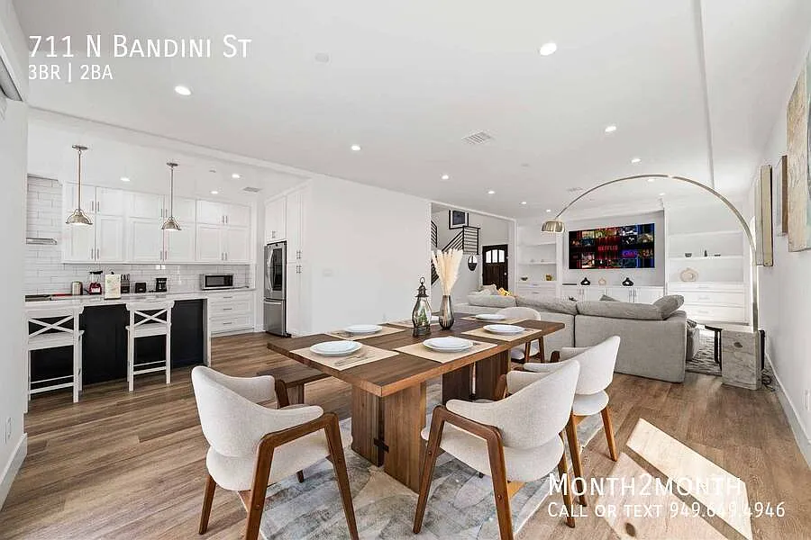Harbor View Haven on Bandini St — Photo 3
