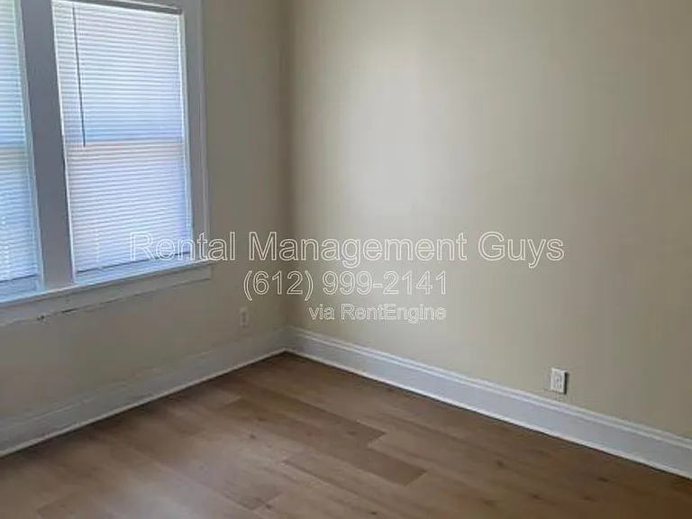 1649 Russell Ave N #2 — Photo 11