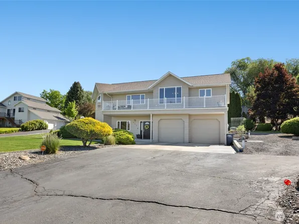 927 Easy Street NE, Moses Lake, WA 98837
