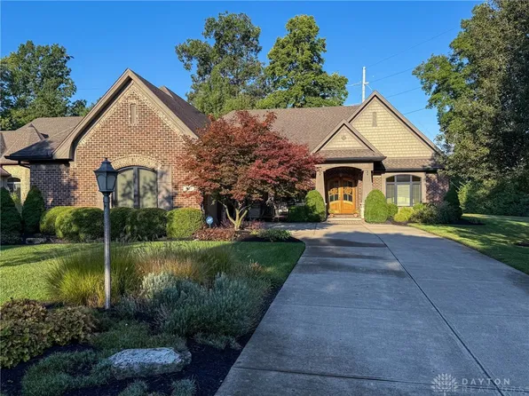 973 Gardenwood Pl, Dayton, OH 45458