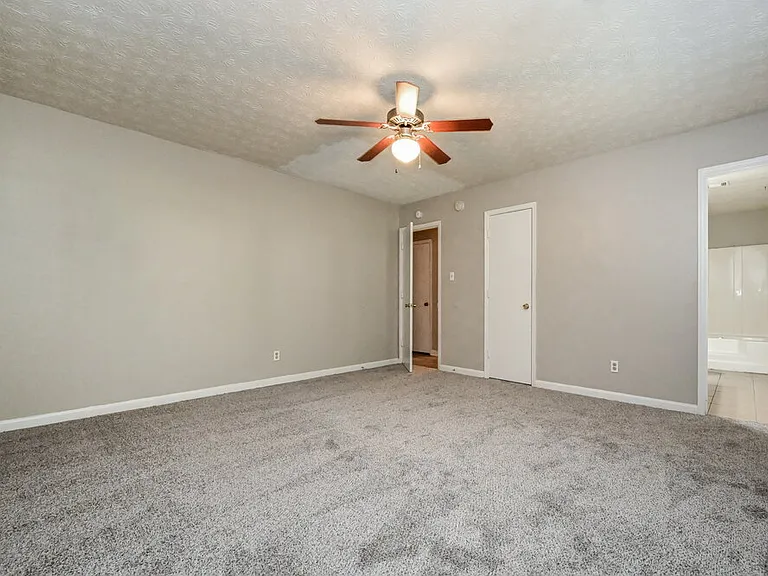 4255 Loveless Pl — Photo 7