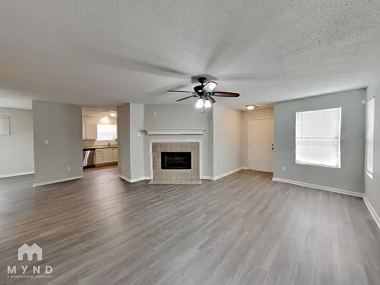 4828 Royal Run Dr — Photo 7