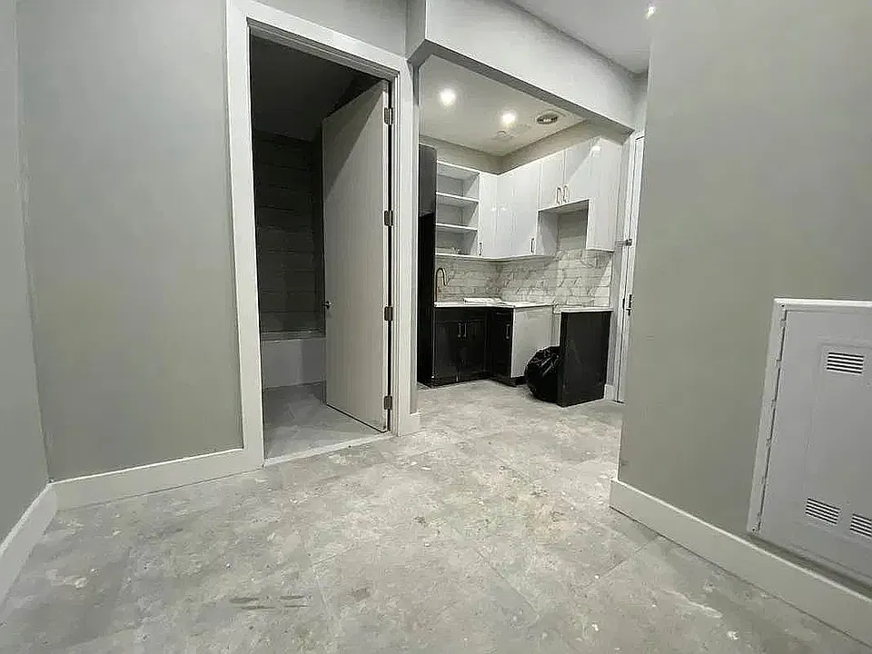 113 Park Ave #4