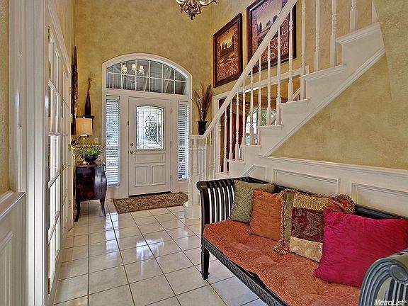 4th image of 2112 Portsmouth Dr