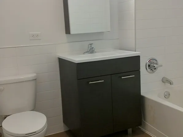 401 West 25th Street image 3 of 6