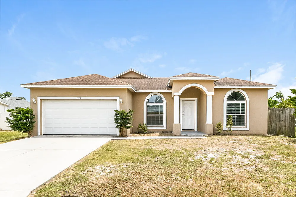 4 bed, 2.0 bath, 1748 sqft, $1,970 — Photo 1