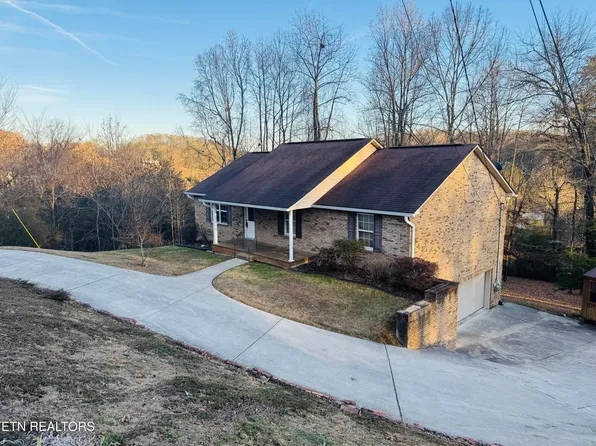 108 Stem Ln, Clinton, TN 37716