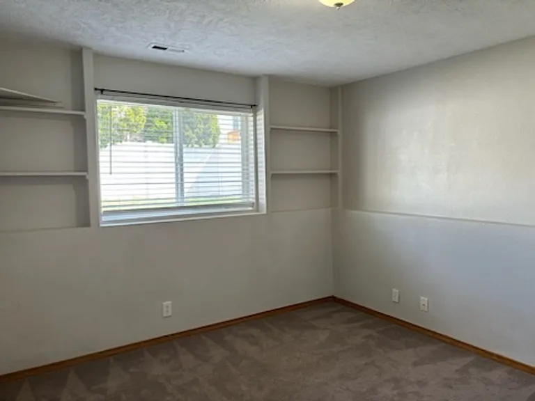 2581 W Grenoble Ln — Photo 19