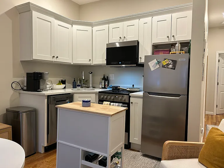 52 Irving St #1 — Photo 1