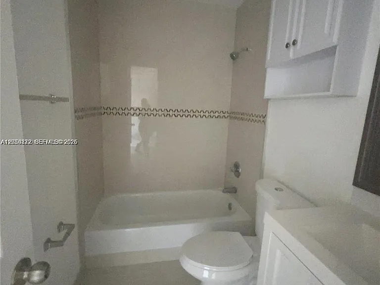 6970 NW 186th St #3-502 — Photo 9