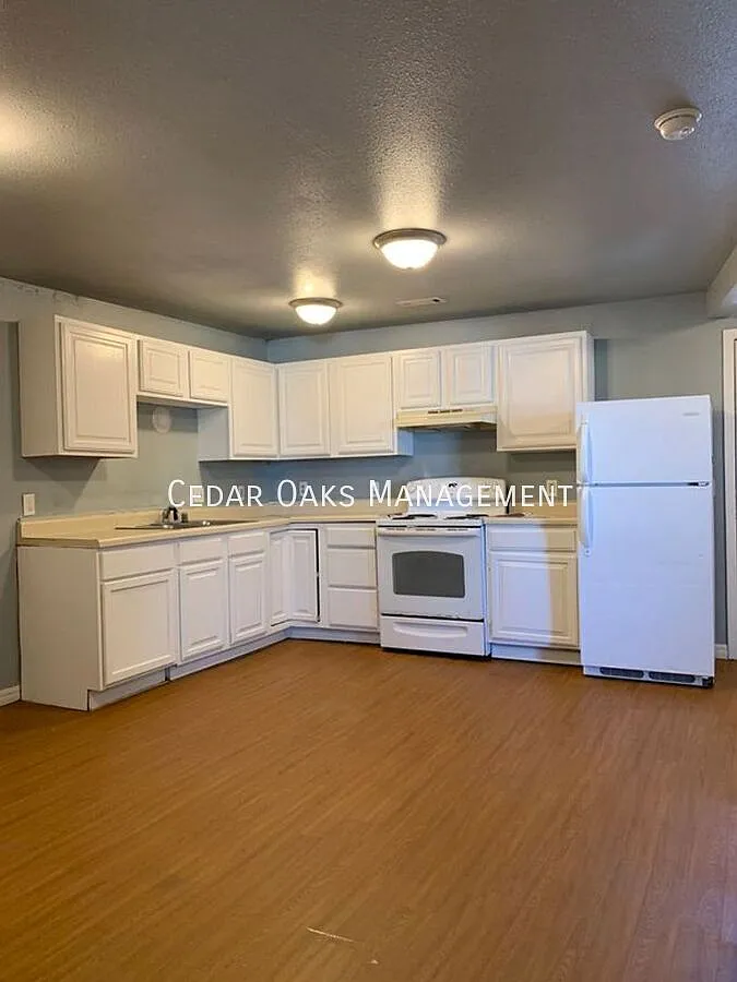1 Bedroom Home on Virginia Street — Photo 1