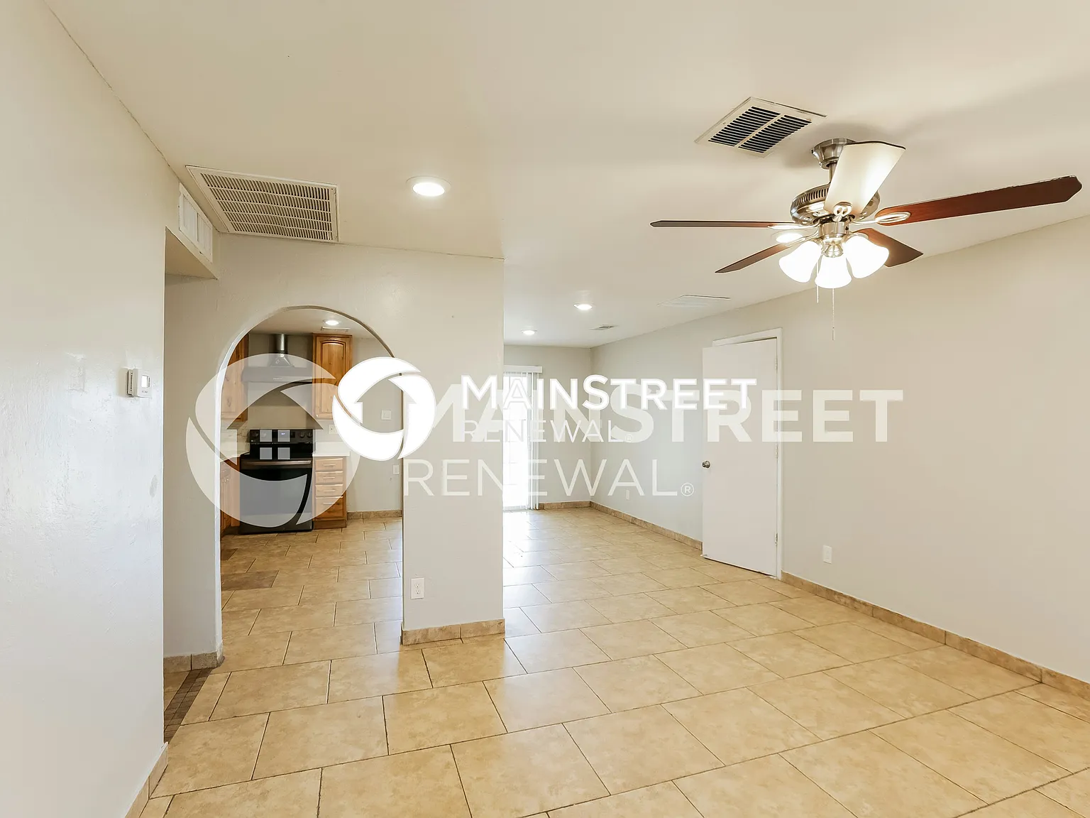 6817 W Holly St — Photo 4