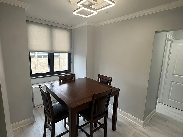1108 Kanawha Blvd E #205 — Photo 12