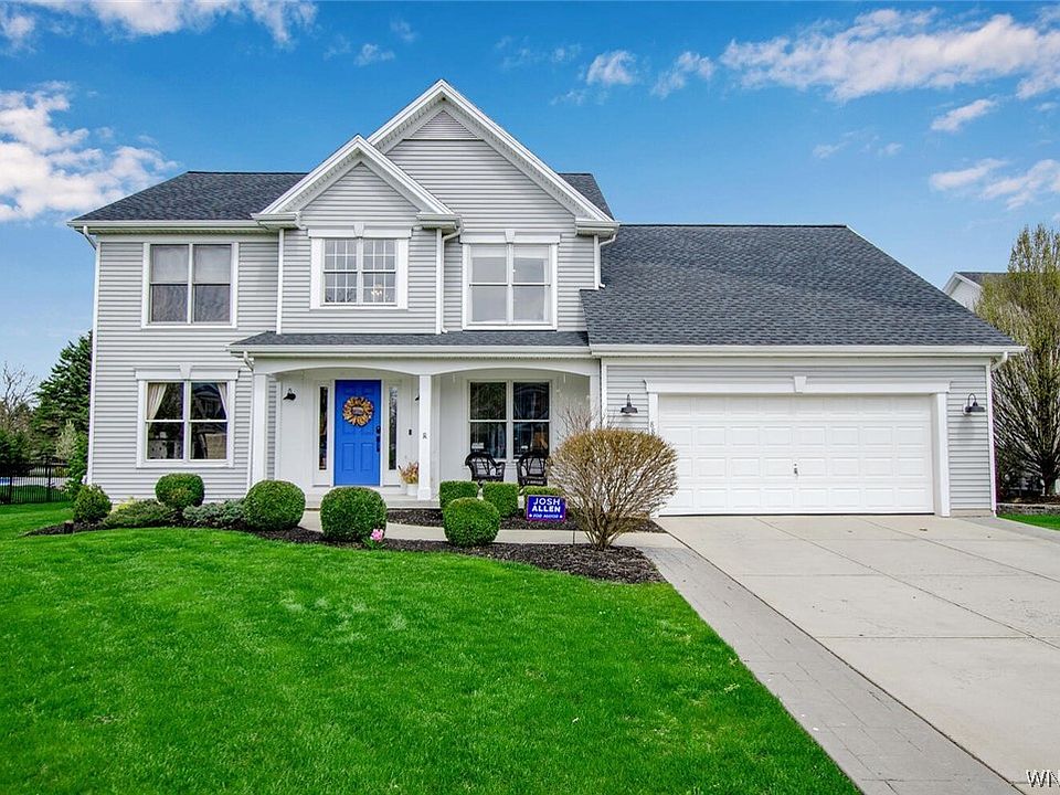 1st image of 8884 Connemara Ln