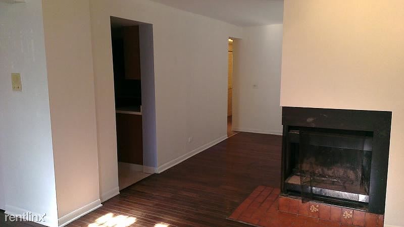 2209 N. Clybourn #G-2