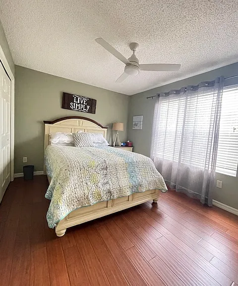 2305 Judson St — Photo 8