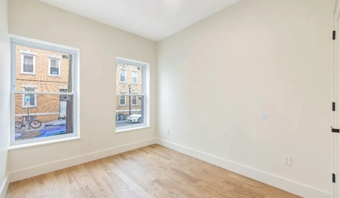 2 bed, $2,075 — Photo 4