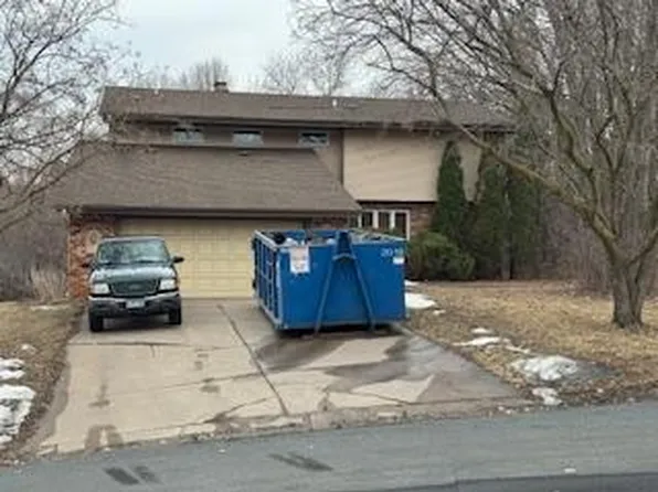 3884 Forest Ridge Cir, Chaska, MN 55318