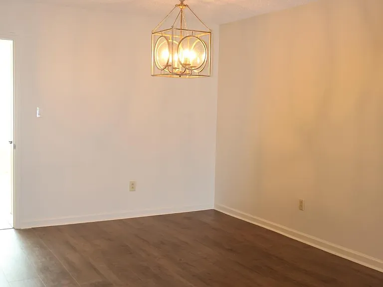 6864 Steeplechase Dr NW — Photo 17