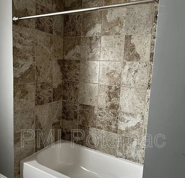344 Main St #101 — Photo 13