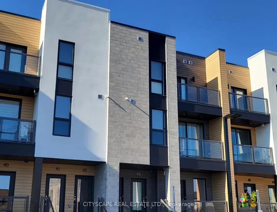 261 Woodbine Ave #C053