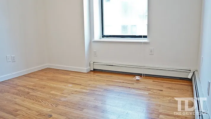 Rented by J Misrahi Realty Corp | media 2