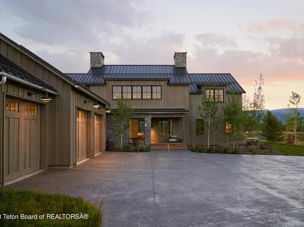 1070 Shasta Daisy Ct, Tetonia, ID 83452