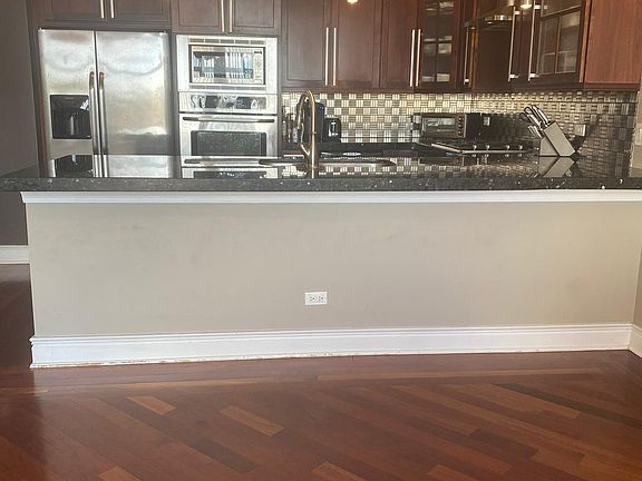 3rd image of 4231 N Kedzie Ave #3-C