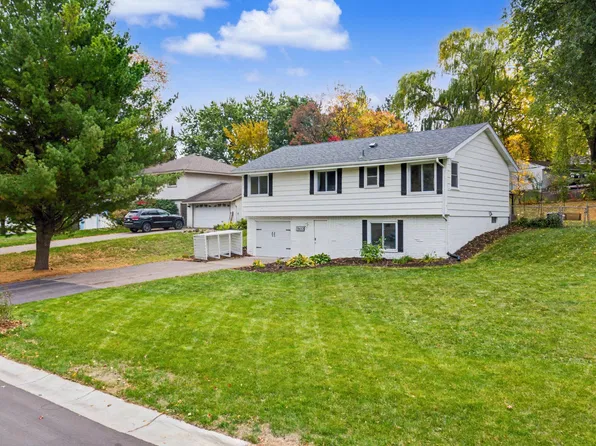 13653 69th Ave N, Maple Grove, MN 55311